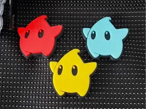 LUMA MARIO GALAXY BROCHE/PIN (USANDO SAFETY PIN)