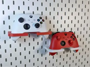 Improved Xbox Controller Holder for Ikea Skadis