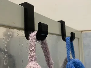 Gancio per Doccia - Portasciugamani e accappatoio