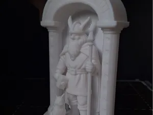 Statuette d’Odin – Gardien des Runes et des Mondes