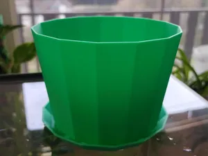 DryFlow 15-Sided Flower Pot