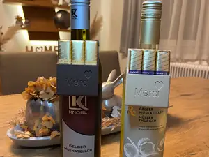 Eleganter Merci Flaschenaufsatz für Genießer