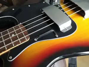 Custom Jazz Bass Thumb Rest
