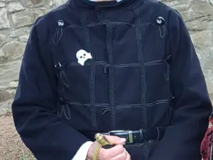 death hussars skull and crossbones brooch