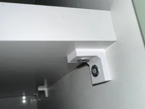 Universal Regalbodenträger
