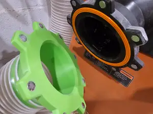 magnetic dust collection adapters with gaskets