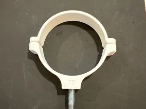 Rohrschelle 75 mm mit integrierten Muttern M4/M8