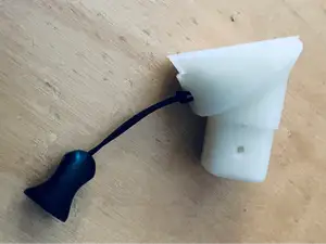 XP Deus RC Adapter mit Öffnung für Sicherungsband 