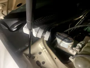 Gas Strut Clamp