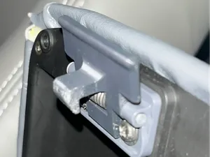 80 Series Land Cruiser Console Latch