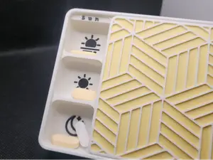 Simple Pillbox With Icons