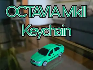 Skoda Octavia MkII Keychain (working wheels)
