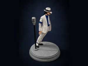 Only Michael’s famous “Smooth Criminal” lean dance