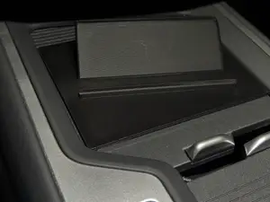 VW Passat B9 Handyablage für Mittelkonsole