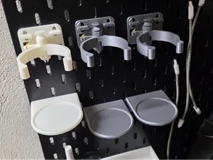 Supporto per Ikea Skadis per bombole spray