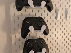 SKADIS Controller Holder
