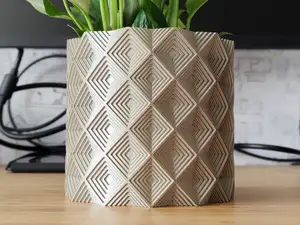 Bismuth Crystal Plant pot and Planter - Vase mode