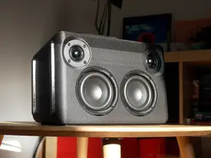 Battery Powered Bluetooth Boombox V2