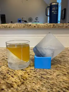 WHISKEY/BOURBON GLASS ICE MOLD