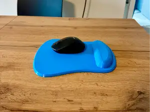 Ergonomic TPU mouse pad with wrist rest