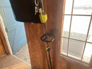 String Trimmer Wall Hook - Ryobi
