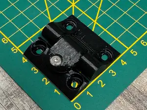 Hinge with adjustable friction