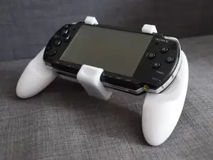 PSP 2000 series grip cover
