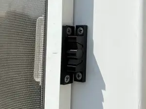 Mosquito net latch set
