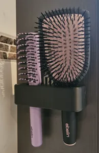 Halter für Haarbürsten