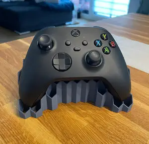 Hexagonal controller stand xbox