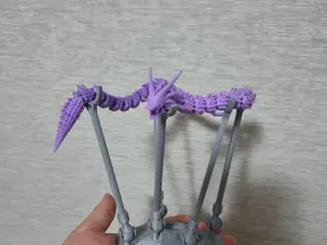 Articulated dragon stand