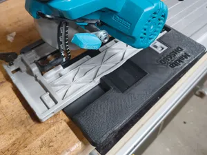 Makita DHS680 Adapter für Schiene