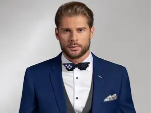 THUG bow-tie / bat-wing