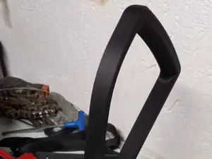 Maniglia ergonomica per decespugliatore