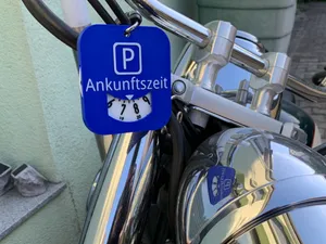 Motorrad/Roller Parkscheibe mit Sicherung