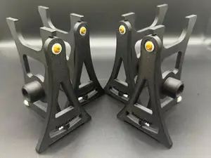 ATTREZZO PER ASSETTO AUTO RC 1/8 HUDY
