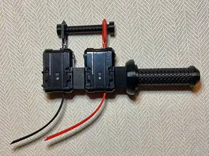 BEYBLADE X | HANDLEBAR LAUNCHER GRIP & LINK