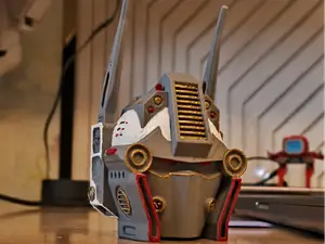 Robot head