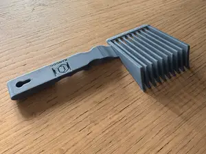 Ergonomic Fading Blend, Comb for DIY Haircuts