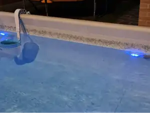 Supporto per led piscina