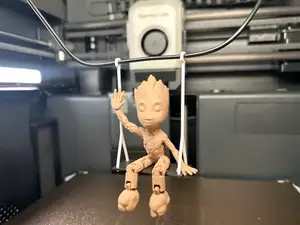 Groot Swing | Articulated Swinging Flexi Ornament
