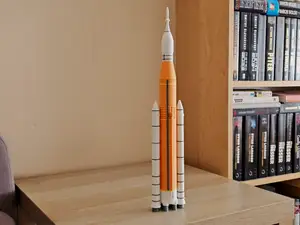 Artemis II: The SLS Moon Journey Model