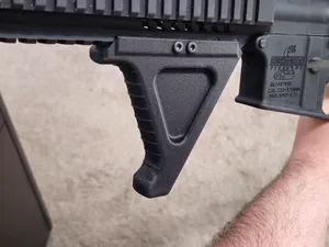 Picatinny Foregrip V2