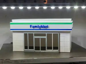 1:64 FamilyMart Convenience Store Diorama