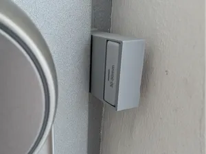 SwitchBot Lock Ultra Magnet riser