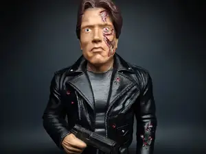 T-800 Terminator Figure Detailed Multipart Bust