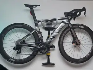 Canyon Aeroad Wandhalter / Fahrrad / Rennrad