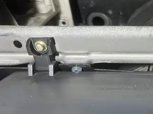 HINGE Boîte à gangs Mitsubishi Colt / Lancer 