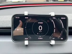 Tesla Model 3 Highland mobile phone holder