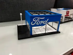Diorama Showroom Ford - GigaPenguin3DPrinting